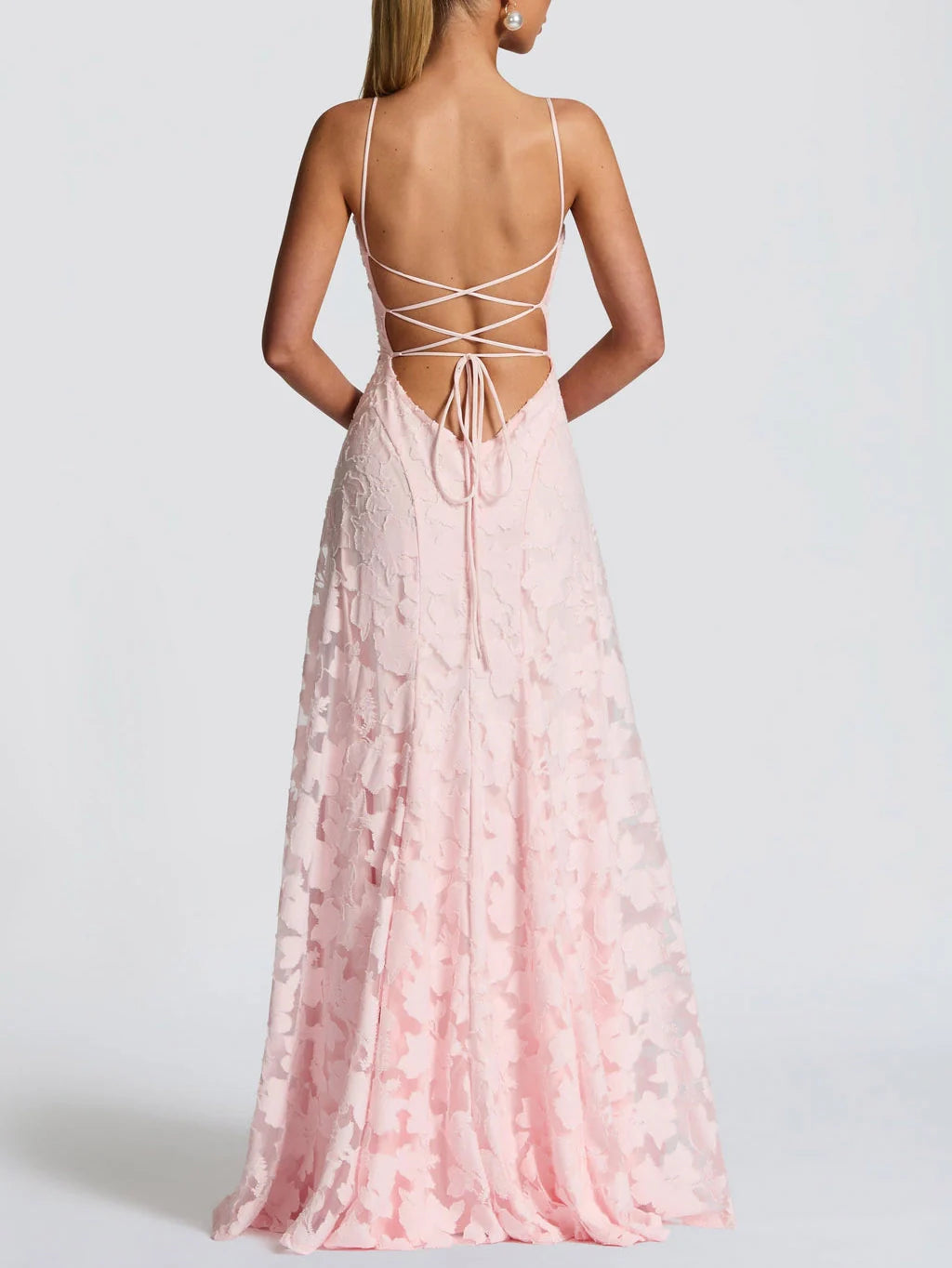 Lucy - Zartes Maxikleid mit Spitzendetail