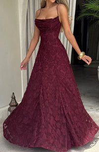 Lucy - Zartes Maxikleid mit Spitzendetail